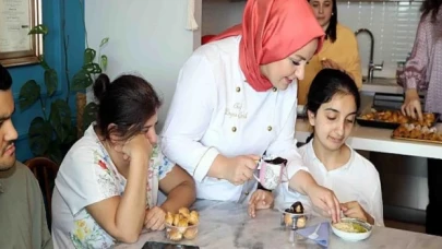 Gluten hassasiyeti olan özel çocuklar, glutensiz tatlı yapmayı öğrendi