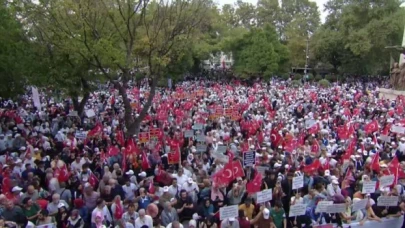 LGBTİ+ karşıtı miting: ”Bugün Saraçhane’de bu işin fitili ateşlendi, önümüzdeki günlerde Türkiye’nin dört bir yanında bu topluluklar toplanacak”