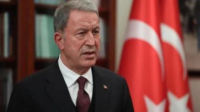 Milli Savunma Bakanı Akar: İleri geri, boş boş konuşanlar, ordubozanlar var