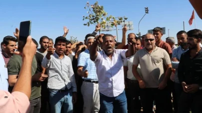 Pamuk üreticileri eylem yaptı: Açıklanan taban fiyatı çiftçilerimizi zora soktu