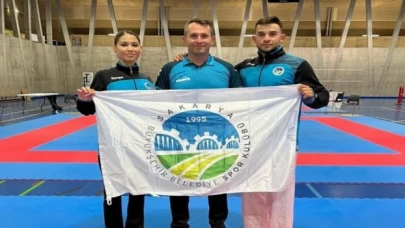 Sakarya Büyükşehir karatecileri başarıya doymuyor