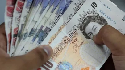 Sterlin, dolar karşısında 1971'den beri en düşük seviyeyi gördü