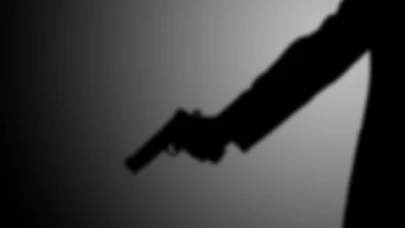 Annesini rehin aldı ama dayısı tarafından vuruldu