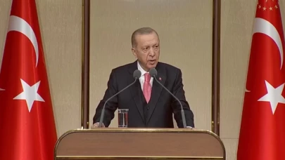 Cumhurbaşkanı Erdoğan: Başörtüsüne anayasal güvence kazandırırken, aileyi de korumayı hedefliyoruz