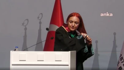 İstanbul Barosu Genel Kurulu’nda Mahsa Amini’ye destek