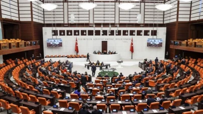 Tartışmalı sosyal medya düzenlemesinin bir maddesi daha kabul edildi