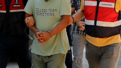 Yunanistan'a kaçmaya çalışan 22 terör örgütü üyesi yakalandı