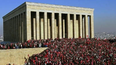 10 Kasımda okullar tatil mi?