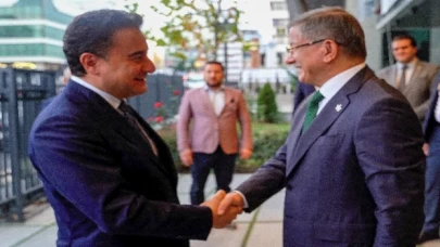 Babacan, Davutoğlu ile görüştü