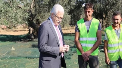 Başkan Deveciler Zeytin Emekçileriyle Buluştu