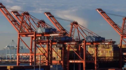 Ekim ayında dış ticaret açığı yıllık bazda yüzde 430 arttı