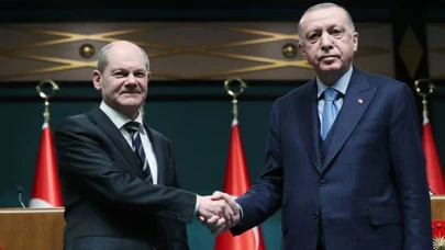 Erdoğan, Almanya Başbakanı Scholz ile telefonda görüştü