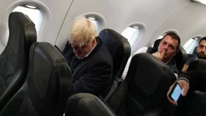 İngiltere eski Başbakanı Boris Johnson, İstanbul'a ekonomi sınıfında uçtu