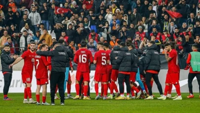 İrfan Can Kahveci ve Orkun Kökçü kamptan ayrıldı