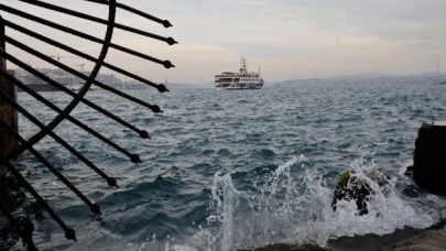 İstanbul'da deniz ulaşımına lodos engeli