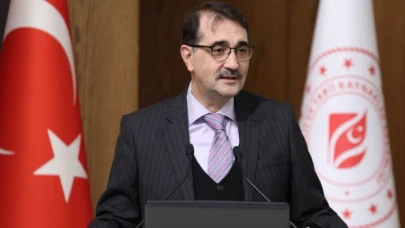 Bakan Dönmez: Bor satışıyla 1 milyar 300 milyon dolar kazanç sağlandı