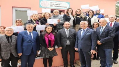 Bursa’da veliler ’aile okulu’ndan sertifikalandı