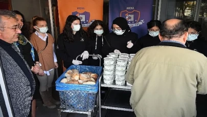 Öğrencilerden Yürekleri Isıtan Yardım