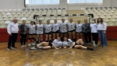 Poyrazın Kızları İzmir’de esti