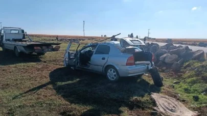 Şanlıurfa’da araba devrildi: 1 ölü; 1’i bebek ve 3’ü çocuk 5 yaralı