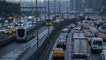 Trafiğe, kasımda 122 bin 837 aracın kaydı yapıldı