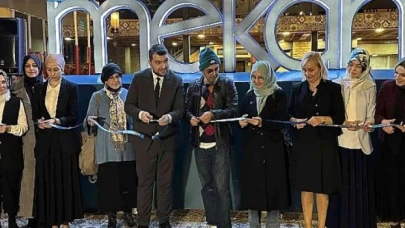 Üsküdar Belediyesi Buluşma Sergisi İle Türk Topraklarından Doğan Sanatın Sır Perdelerini Araladı