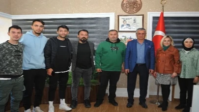 Yeşil Kemerspor’dan Başkan Topaloğlu’na ziyaret