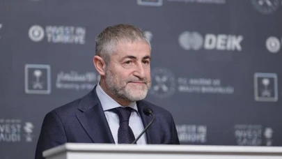 Bakan Nebati, 2022 sonunda iç borçlanmanın vadesinin 70 aya çıktığını belirtti