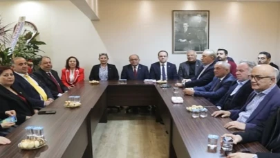 Başkan Çerçioğlu ve Belediye Başkanlarından CHP Aydın İl Başkanlığı’na Hayırlı Olsun Ziyareti