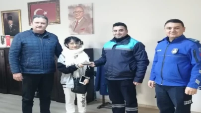 Cüzdan kaybeden üniversitelinin imdadına Büyükşehir yetişti