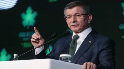 Davutoğlu: ”Şimdi diyorlar ki ’6 adet birbirine benzemez insan bu ülkeyi nasıl yönetecek?’; birbirlerinin hassasiyetlerini görerek yönetecekler”