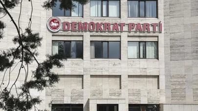 Demokrat Parti’nin koruma polisleri geri çekildi