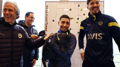 Fenerbahçe'nin idmanında Emre Mor’a sürpriz