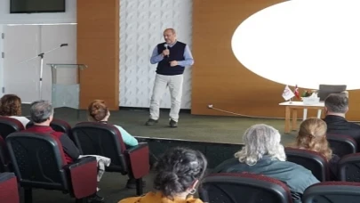 Karşıyaka’da Bülent Şık İle 'Çocuklar ve Gıda Güvenliği Söyleşisi