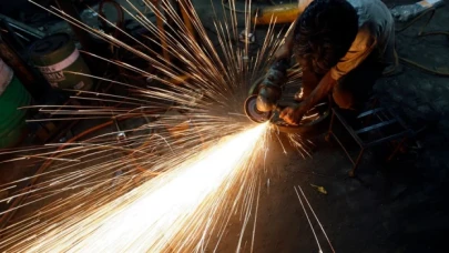 Metal işçilerine ek zam