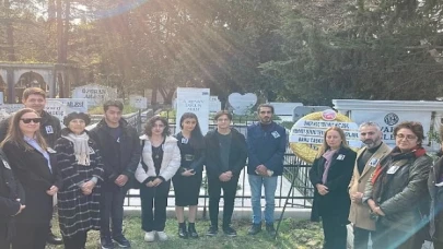 Türk Eğitim Vakfı Bağışçısı, Türk Sanat Müziği Bilimcisi Ahmet Adnan Saygun Mezarı Başında Anıldı