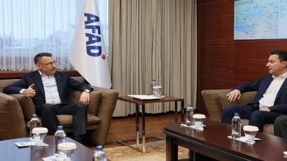 Ali Babacan AFAD’da Fuat Oktay’la Görüştü: 'Devletin mutlaka yerel yönetimlerle ve sivil inisiyatiflerle beraber çalışması gerekiyor’