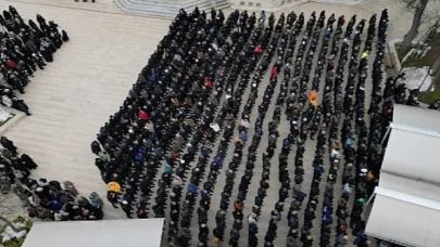 Deprem Şehidi Mehmet Camlı Ebedi Yolculuğuna Uğurlandı