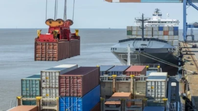 Dış ticaret açığı kar topu gibi büyüyor! Deprem, performansı da etkileyecek