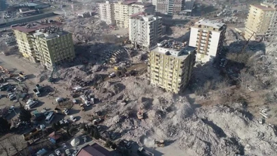 Ebrar Sitesi'nde hayatını kaybedenlerin sayısı 250'yi aştı!