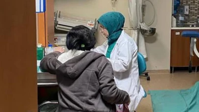 Sare Davutoğlu Hatay’da gönüllü hizmet veriyor