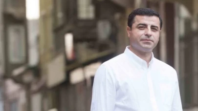 Selahattin Demirtaş: Böyle mi devam edecek; el ele verelim ve değişim düğmesine basalım