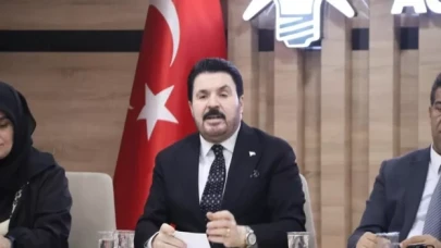 Ağrı Belediye Başkanı Sayan, AK Parti'den milletvekili aday adaylığı başvurusu yaptı
