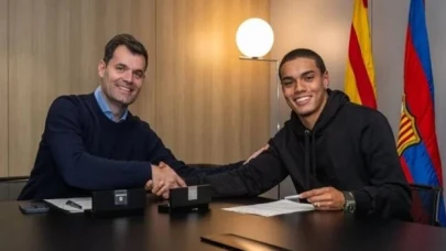 Barcelona, Ronaldinho'nun oğlunu kadrosuna kattı