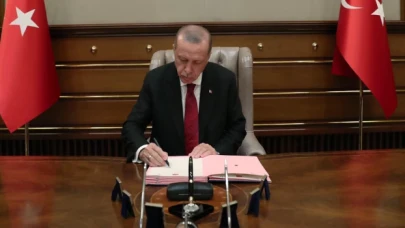 Cumhurbaşkanı Erdoğan saat 14.00'te Külliye’de seçim tarihini açıklayacak