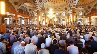 Diyanet'in Çanakkale Zaferi’ne yer verdiği hutbesinde Atatürk anılmadı