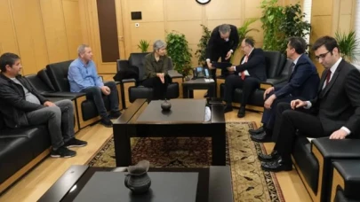 Emek ve Özgürlük İttifakı'nın seçim ittifakı protokolü YSK'ya teslim edildi