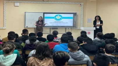 Manisalı öğrenciler vektörel mücadeleyi öğreniyor