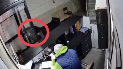 Otele müşteri gibi girdi, 16 bin TL değerinde cep telefonu çaldı