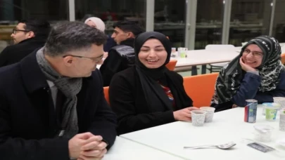 Rektör Prof. Dr. Çağlar, BTÜ’lü öğrencilerle buluştu